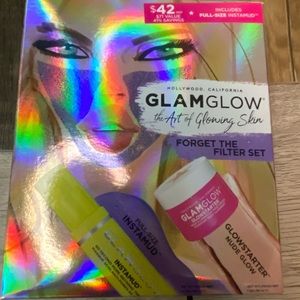 GLAMGLOW the Art of Glowing Skin Forget the Filter